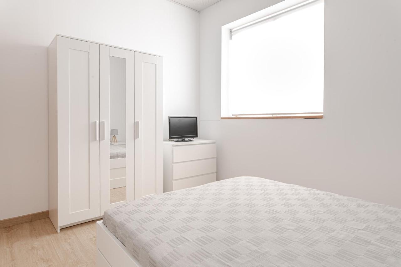 Gus Apartment Alicante Bagian luar foto